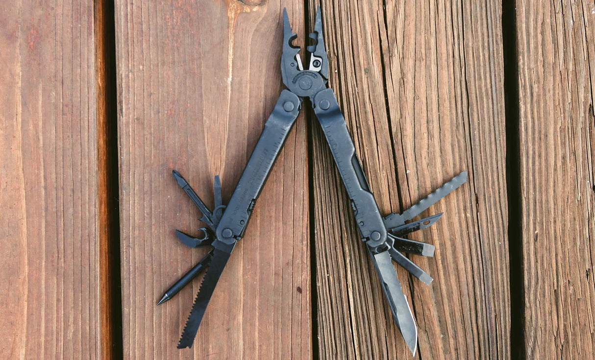 Ferramenta Multifunções LEATHERMAN SUPER TOOL® 300 EOD
