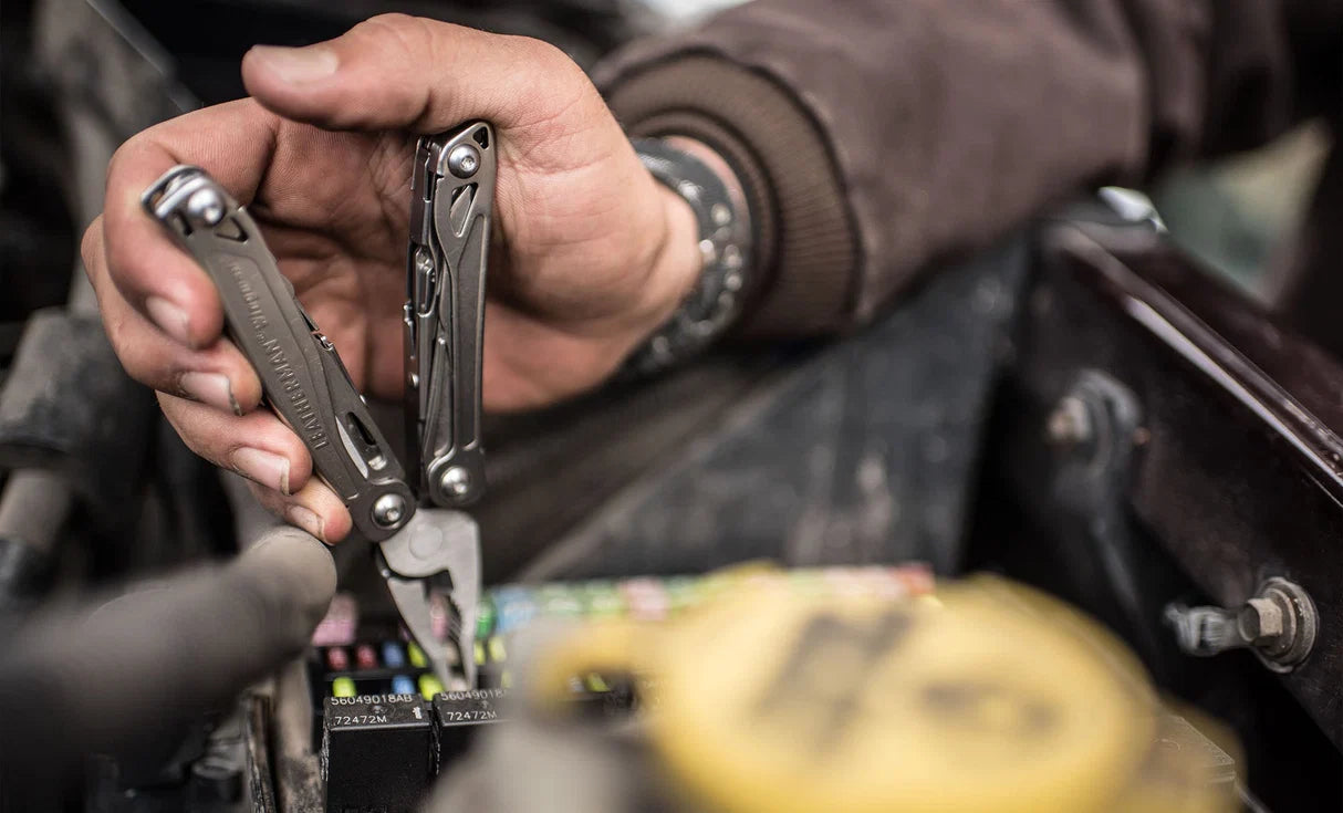 Ferramenta Multifunções LEATHERMAN WINGMAN®